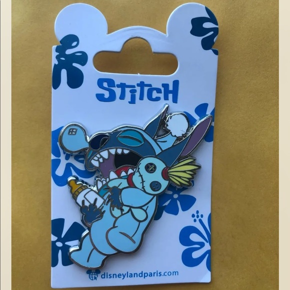 Disney Stitch Pin Babydoll Scrump Pajamas Disneyland Lilo Stitch 2021 DLP DLRP - Picture 1 of 1